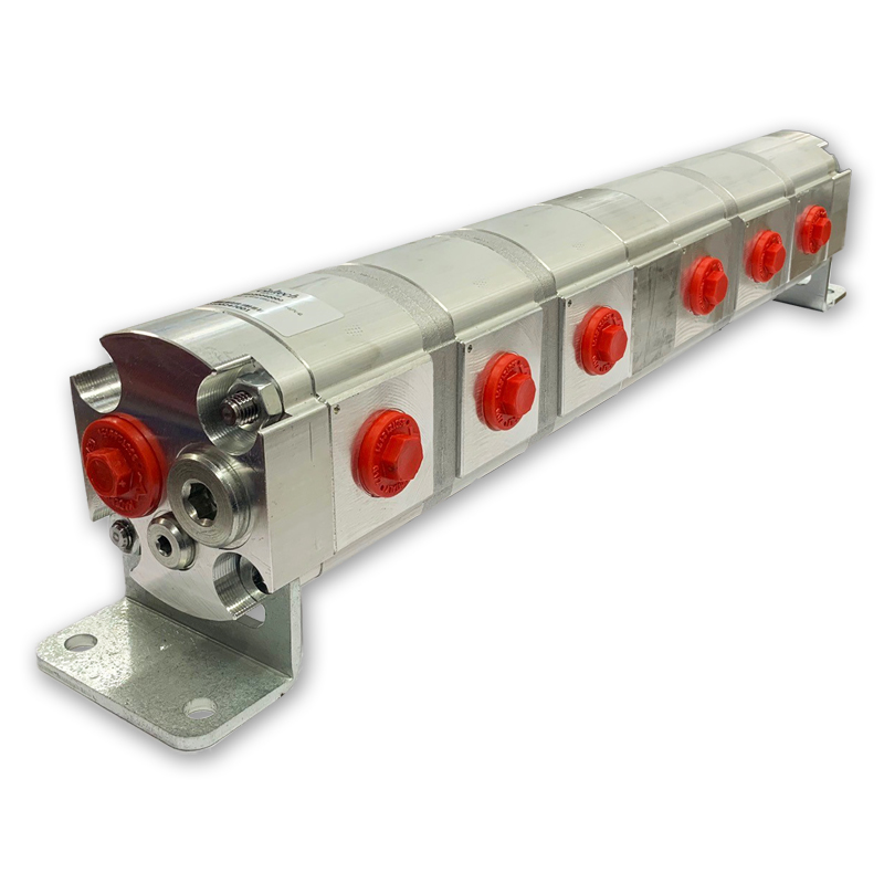 2SF Group Two Geared Flow Divider Left/Right/Centre Inlet, 6 Way, 198L/Min, 14cc/Rev