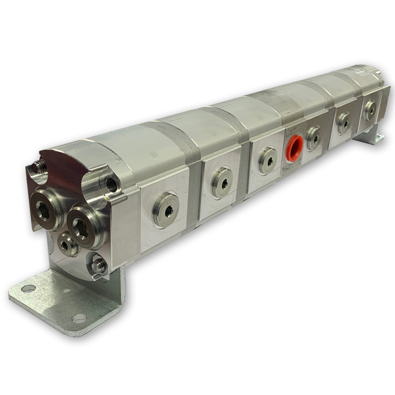 2SF Group Two Geared Flow Divider Left/Right/Centre Inlet, 6 Way, 198L/Min, 14cc/Rev